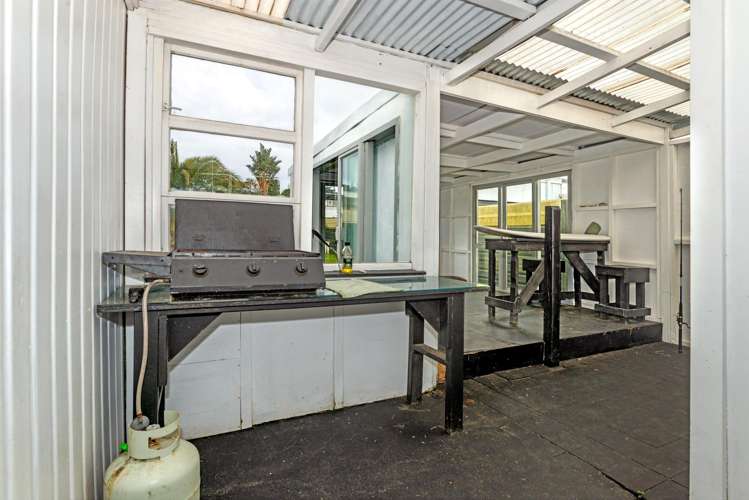 64 Awapuni Road Awapuni_14