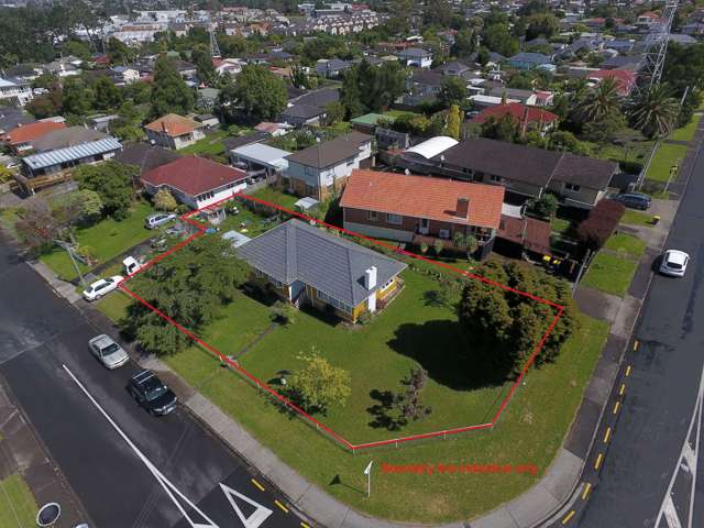 1 Ayrton Street Te Atatu South_1