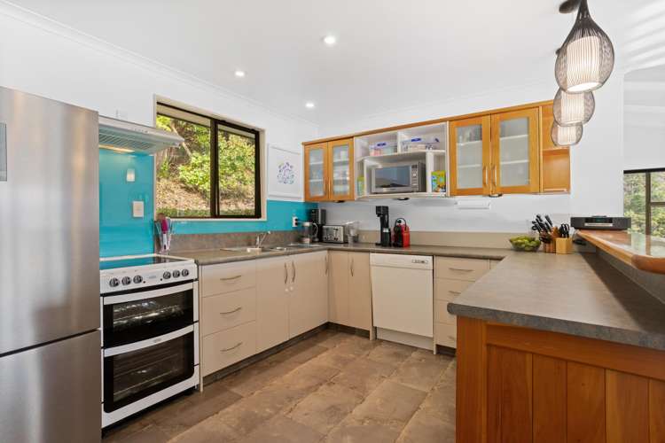 424 Port Underwood Road Whatamango Bay_11