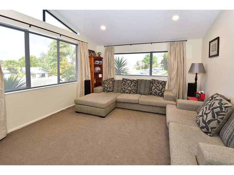 88a Brian Crescent Stanmore Bay_9