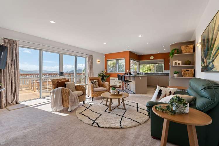 68 Downing Street Crofton Downs_4