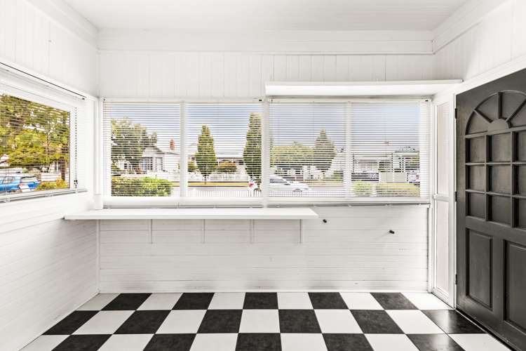 34 Vigor Brown Street Napier South_12