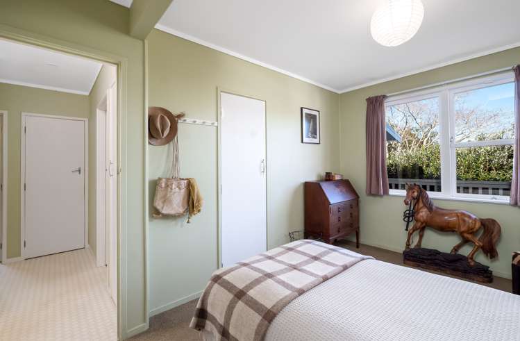 24 Hope Avenue Russell_13