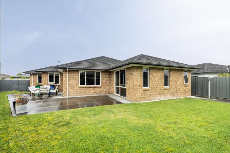 44 Tasman Drive Poraiti_15