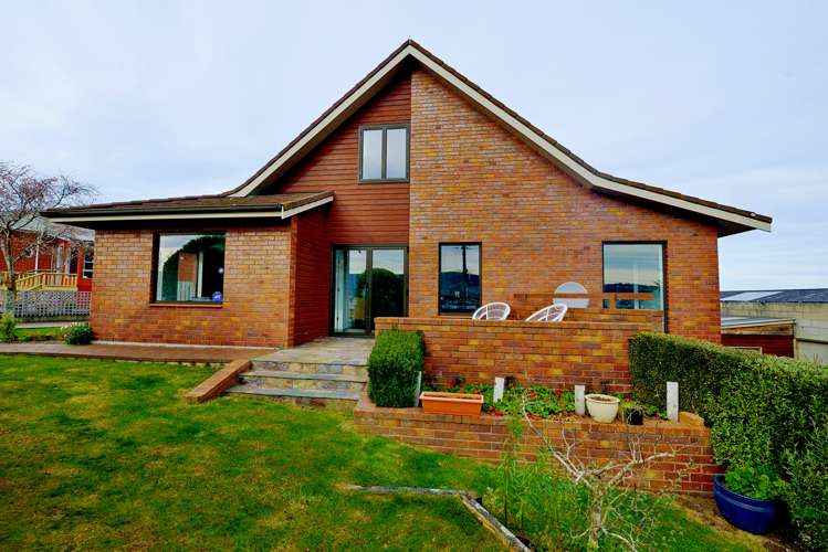 110 Larnach Road Vauxhall_3