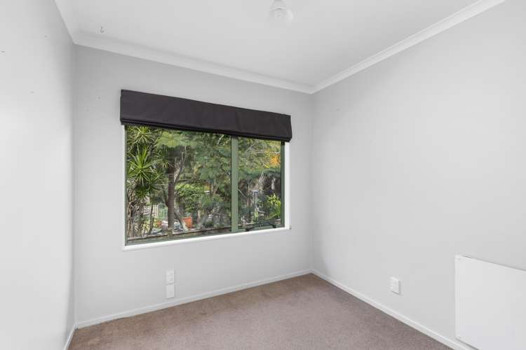 42 Rangitake Drive Spotswood_16