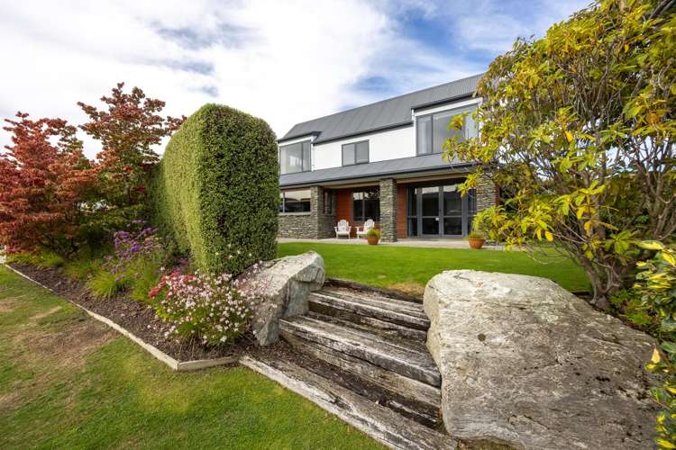 47 Kings Drive Wanaka_1