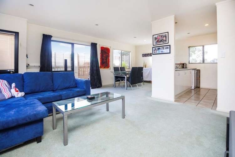 1/9 Marewa Street Te Atatu South_6