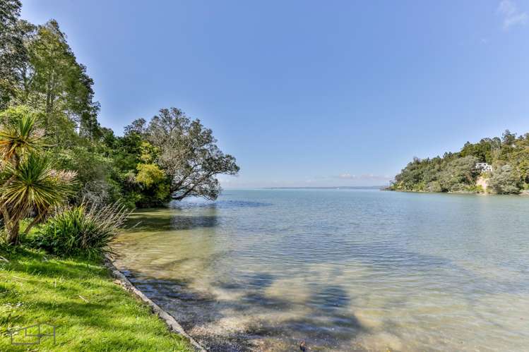 4 Aydon Road Titirangi_32