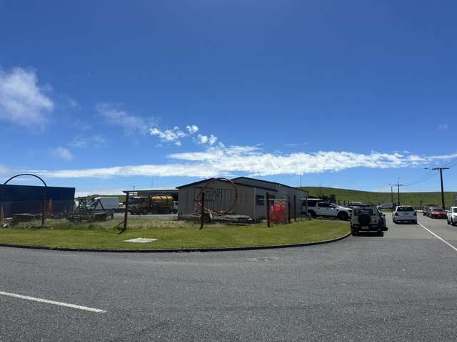 1 Dean Place Waiwhakaiho_1