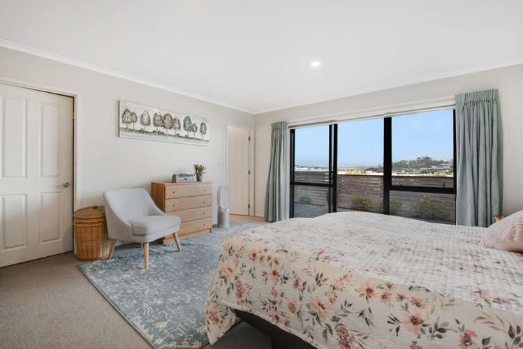 16 Seamount Drive Red Beach_8