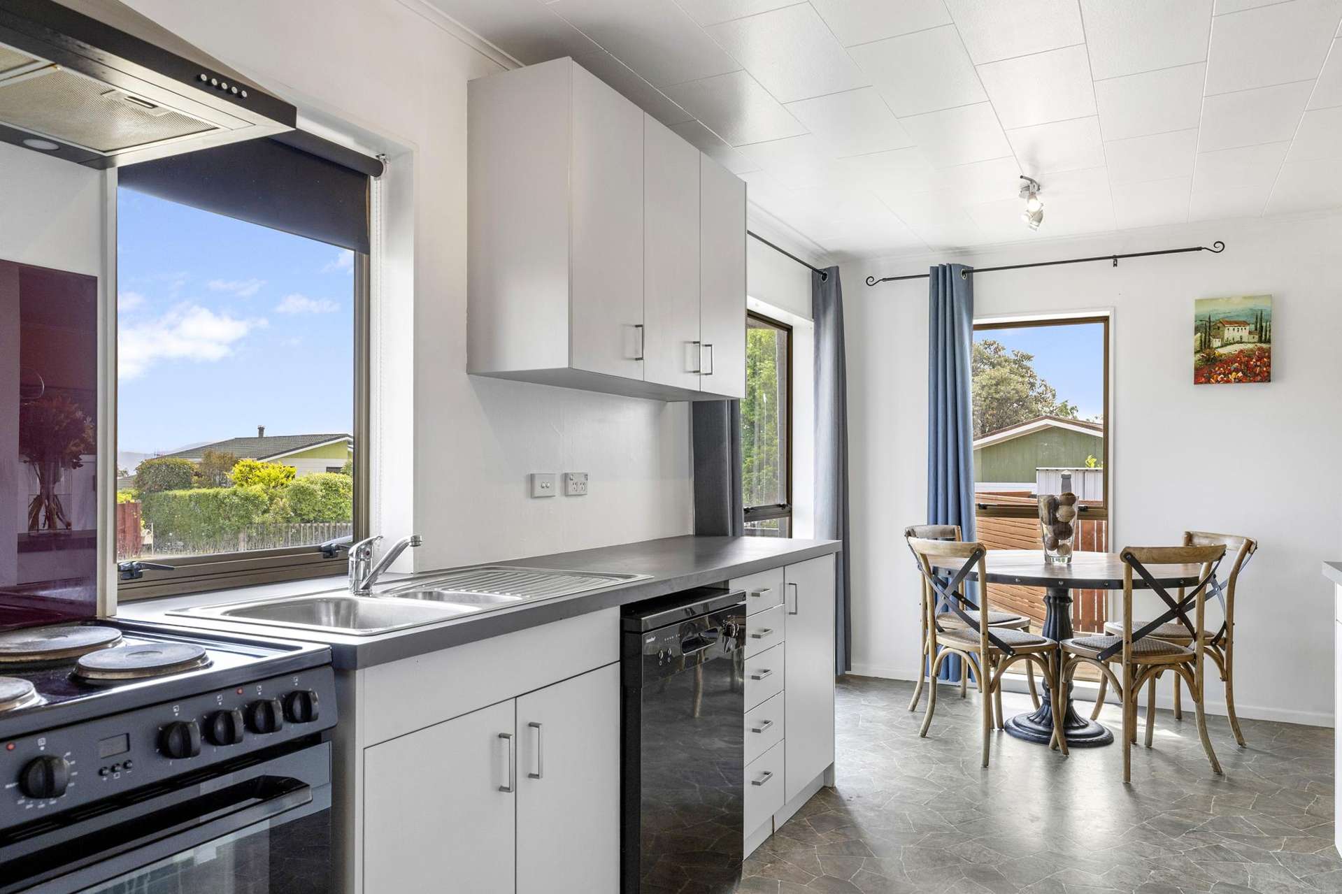 30 Frederick Street Two Mile Bay_0