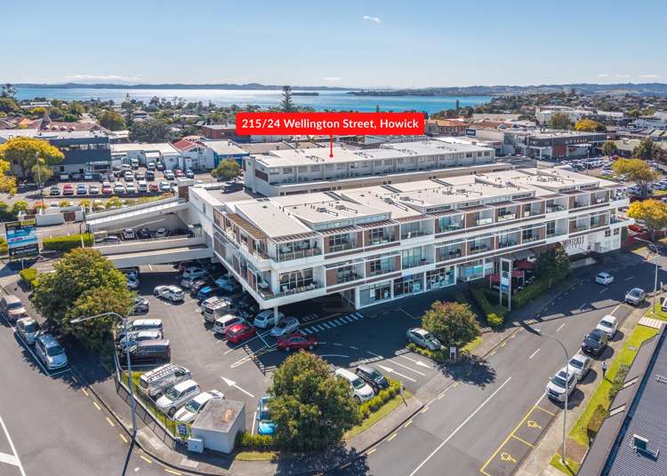 215/24 Wellington Street Howick_36