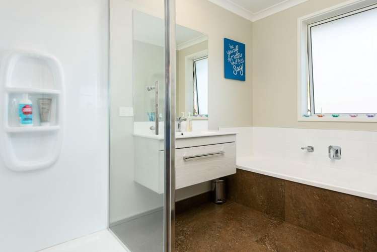 33 Caldera Crescent Pyes Pa_16