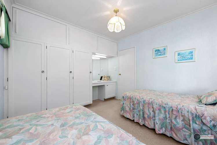 33 James Grove Stokes Valley_16