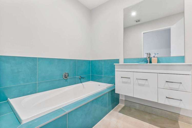 2b Parkview Drive Gulf Harbour_12