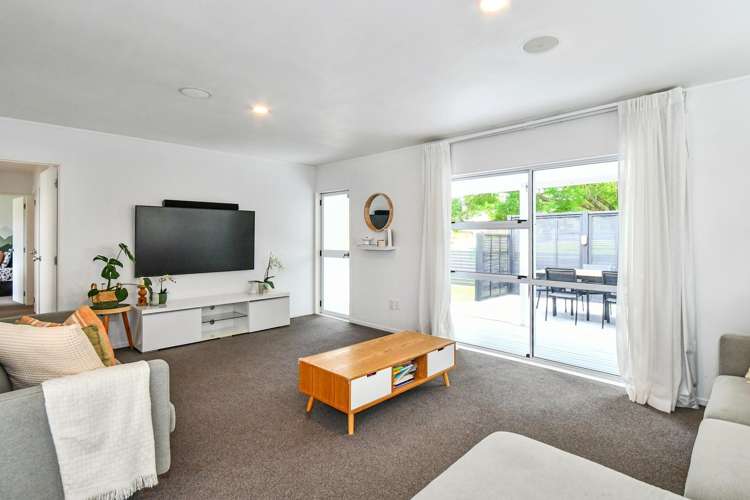 6 Lorelei Place Opaheke_7