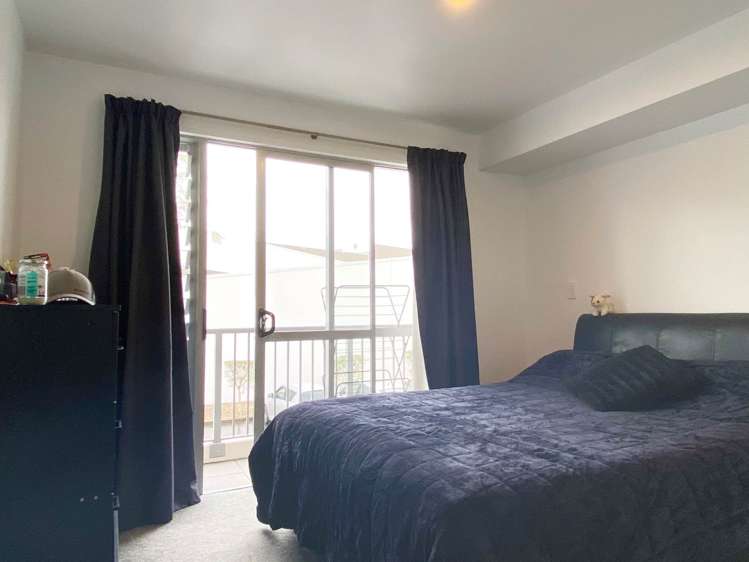 90b Michael Jones Drive Flat Bush_5