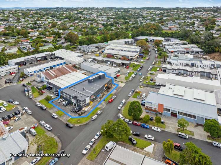 1 Colway Place Wairau Valley_16