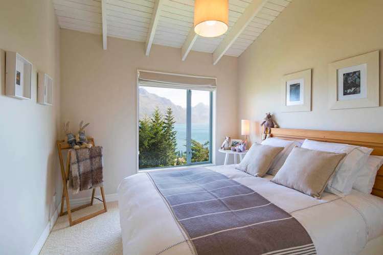 29a Edinburgh Drive Queenstown_11