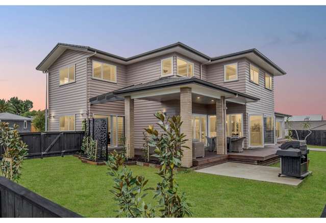 Stunning Family Home in Beachlands