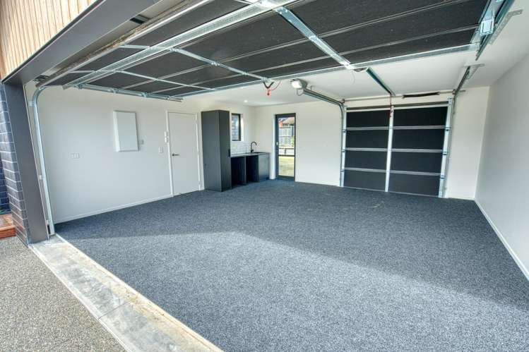 61 Ashley Drive Paroa_23