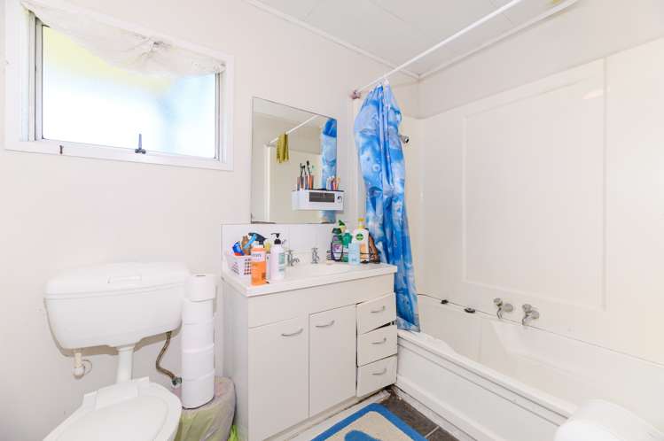 1/11 Bundena Place Clendon Park_5