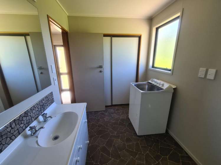 48 King Street Otautau_12