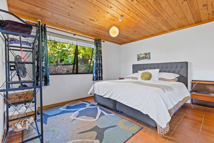 33 Puketaha Road Swanson_32