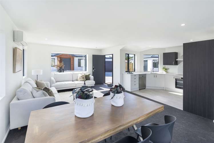 4/9 Raupo Street Bromley_8