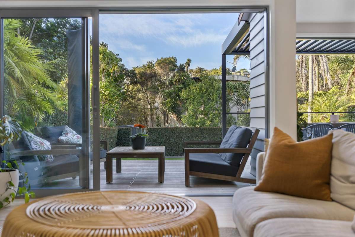 1A Lyons Avenue_5