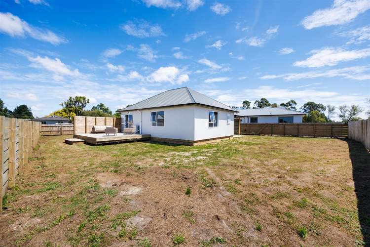 32 Gordon Crescent Marton_19