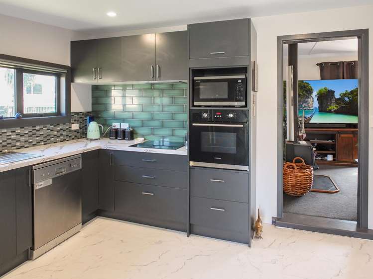 55 Koputara Road Himatangi Beach_8