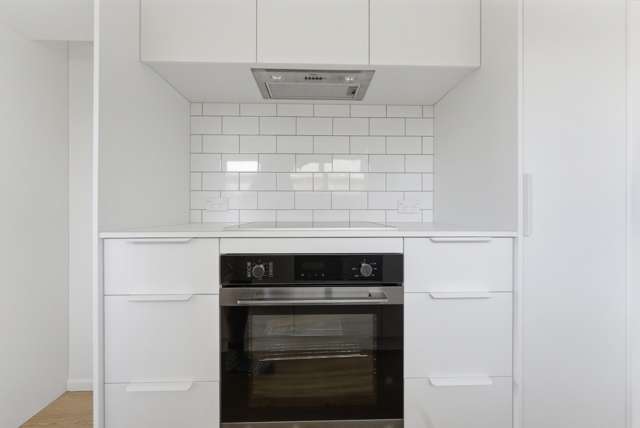 209 Seaview Road Westown_3