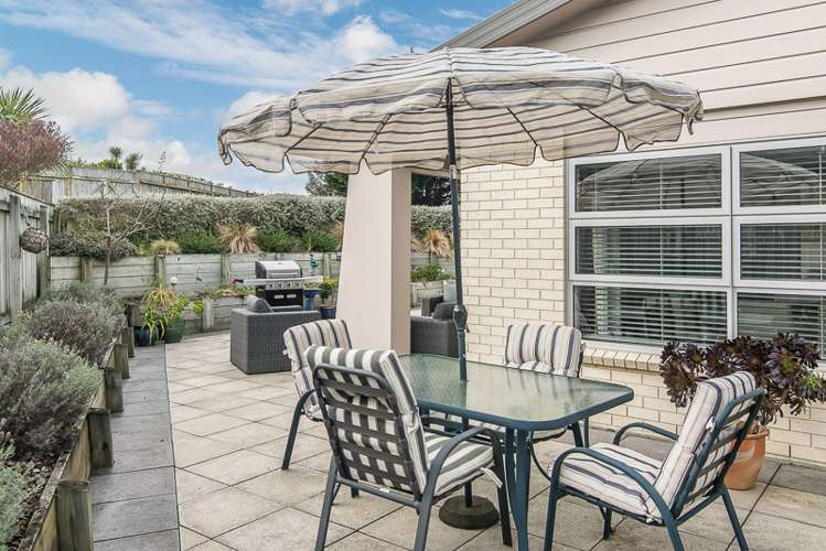 57 Quadrant Heights Paraparaumu_1