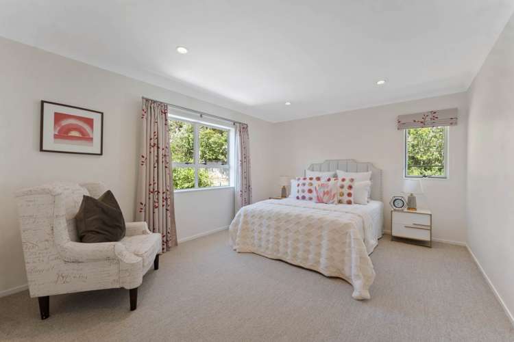 35 Mackay Drive Greenhithe_9