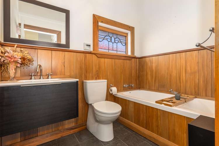 137 Cambridge Street Levin_13