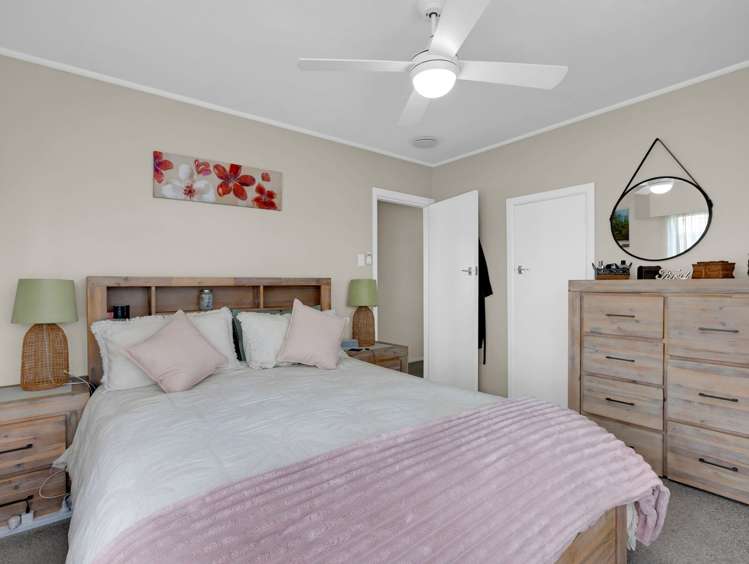 9 Matthews Crescent Melville_49