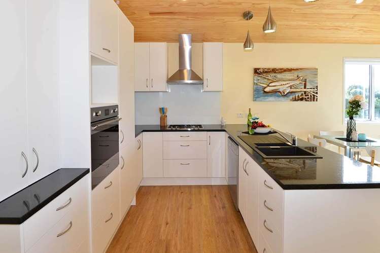 119 Voyager Drive Gulf Harbour_16
