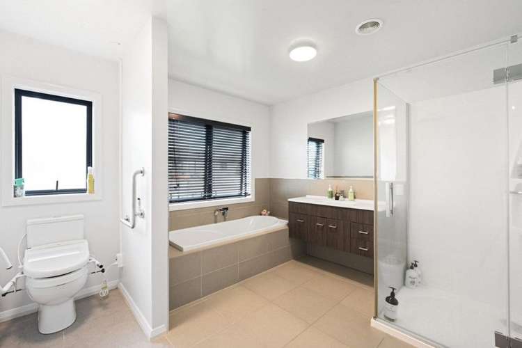 59 Racecourse Road 11373_10