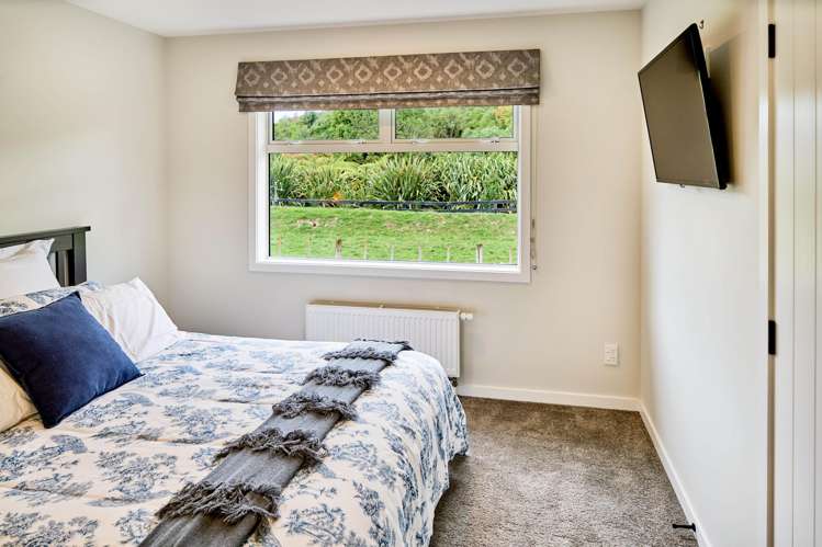 140 School Road Te Horo_20