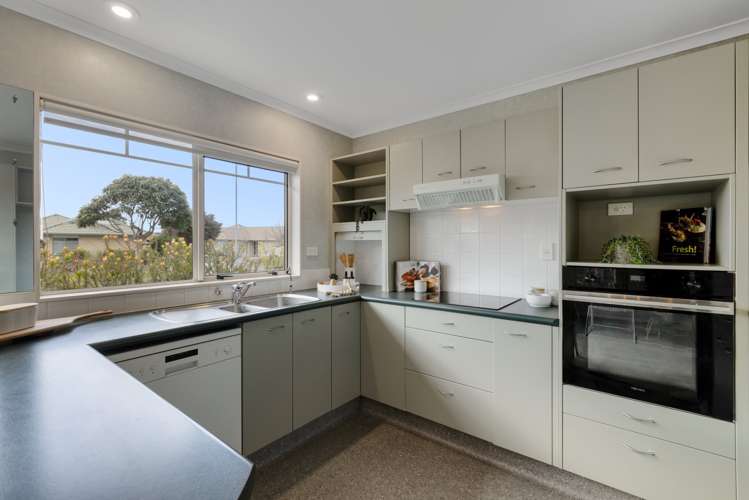 16 The Gardens Drive Papamoa_9