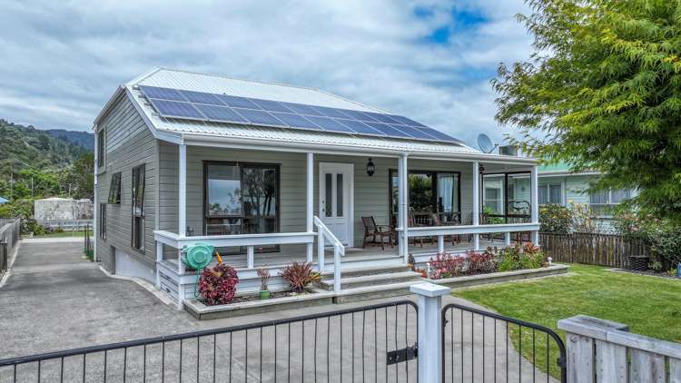 7 West Crescent Te Puru_35