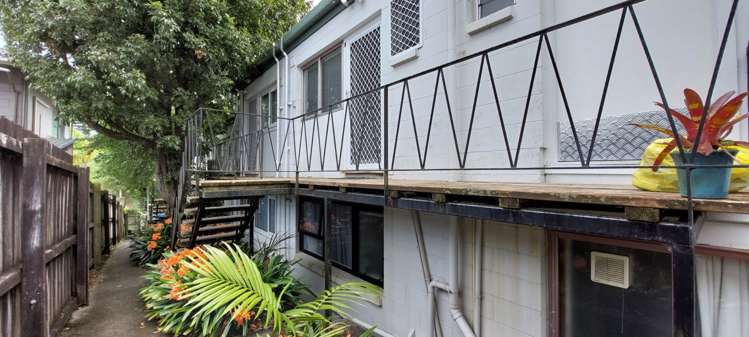 6/27 Don Croot Street 1703_14