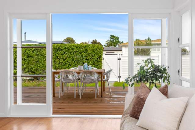 5 Maybelle Place Kelston_1