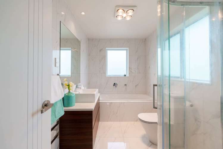 31A Devonshire Road Unsworth Heights_15