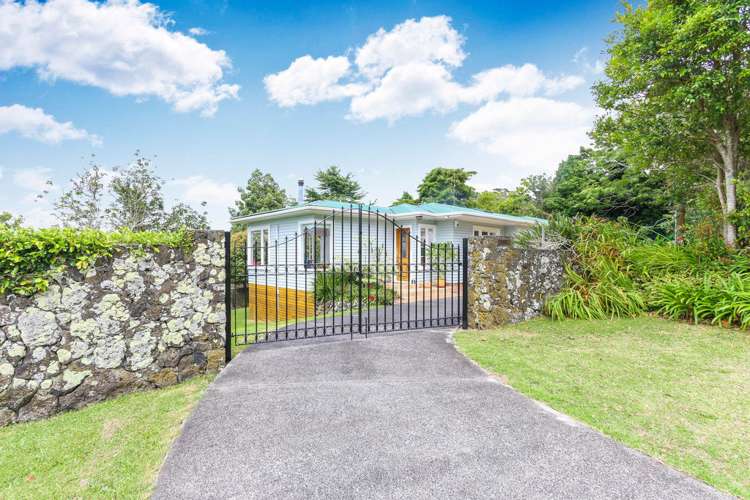 55 Goodall Street Hillsborough_21