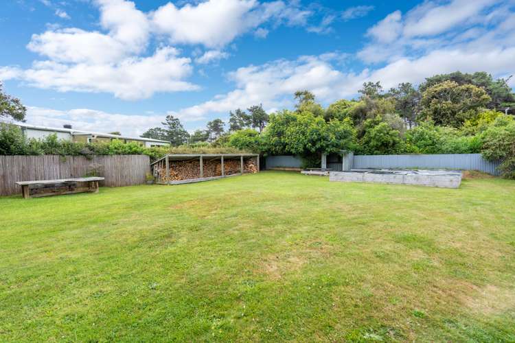 6 Muri Street Aramoana_9