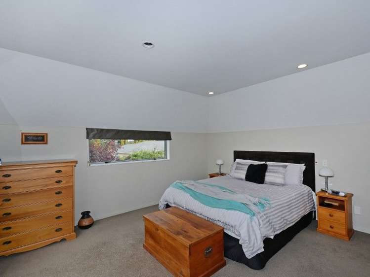 19a Saint Ronans Avenue Waterloo_14