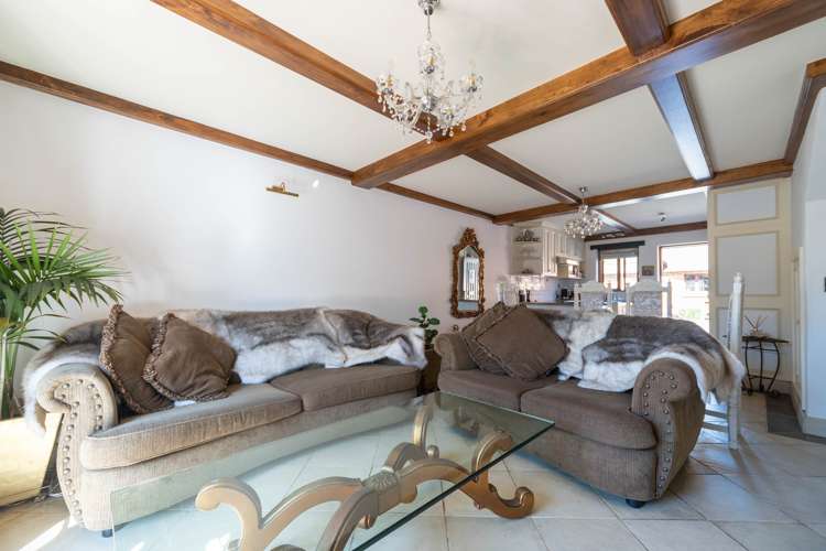 10/7 Quiet Woman Way Monaco_3